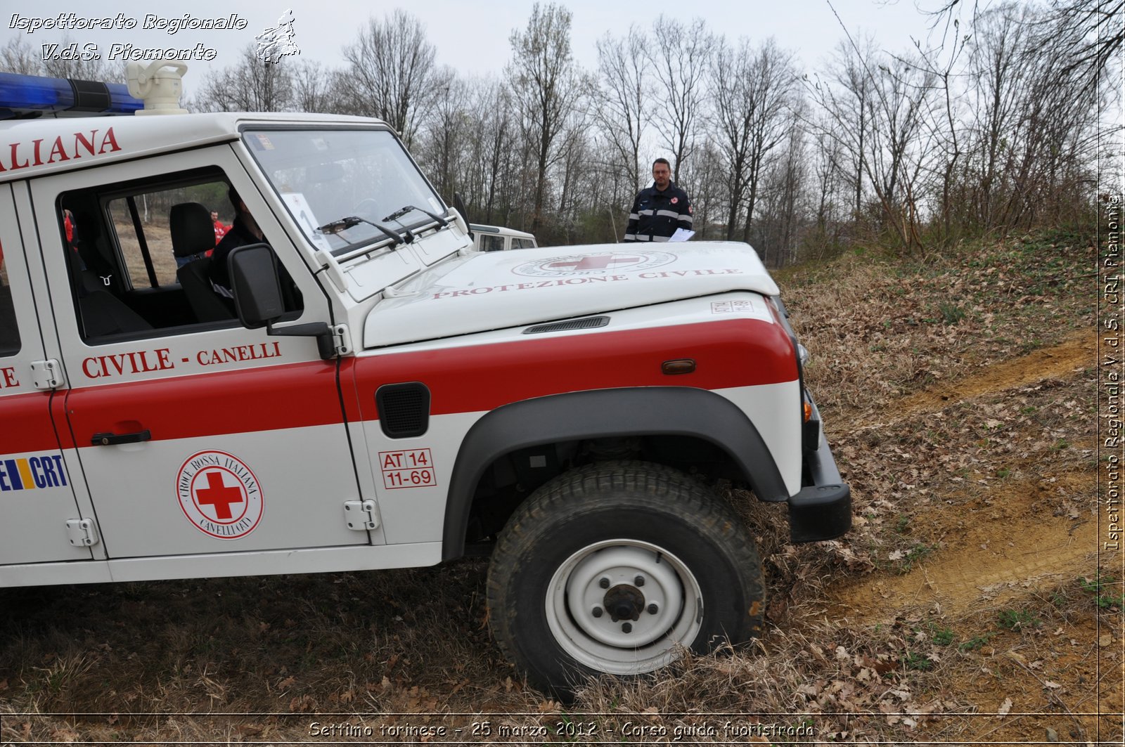 Settimo torinese - 25 marzo 2012 - Corso guida fuoristrada - Croce Rossa Italiana - Ispettorato Regionale Volontari del Soccorso Piemonte