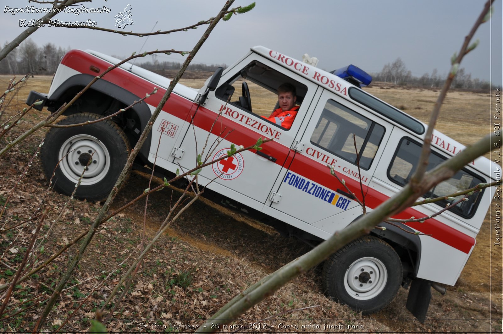 Settimo torinese - 25 marzo 2012 - Corso guida fuoristrada - Croce Rossa Italiana - Ispettorato Regionale Volontari del Soccorso Piemonte