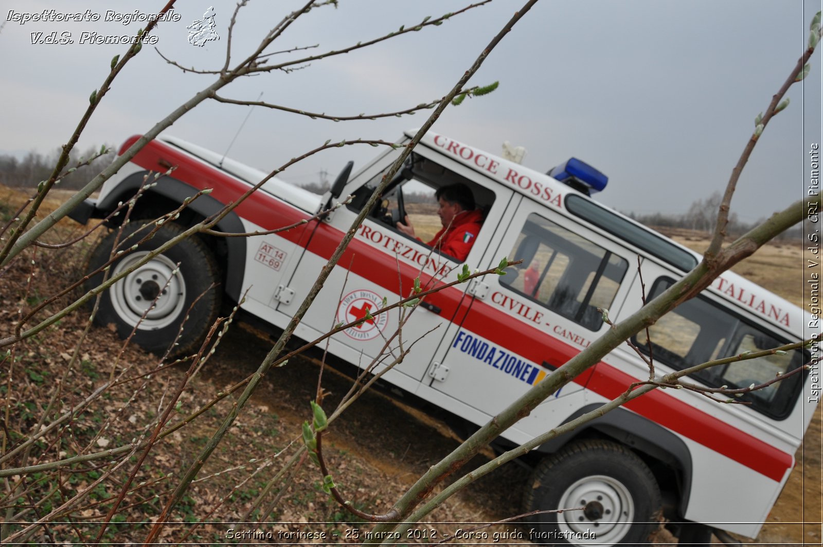 Settimo torinese - 25 marzo 2012 - Corso guida fuoristrada - Croce Rossa Italiana - Ispettorato Regionale Volontari del Soccorso Piemonte