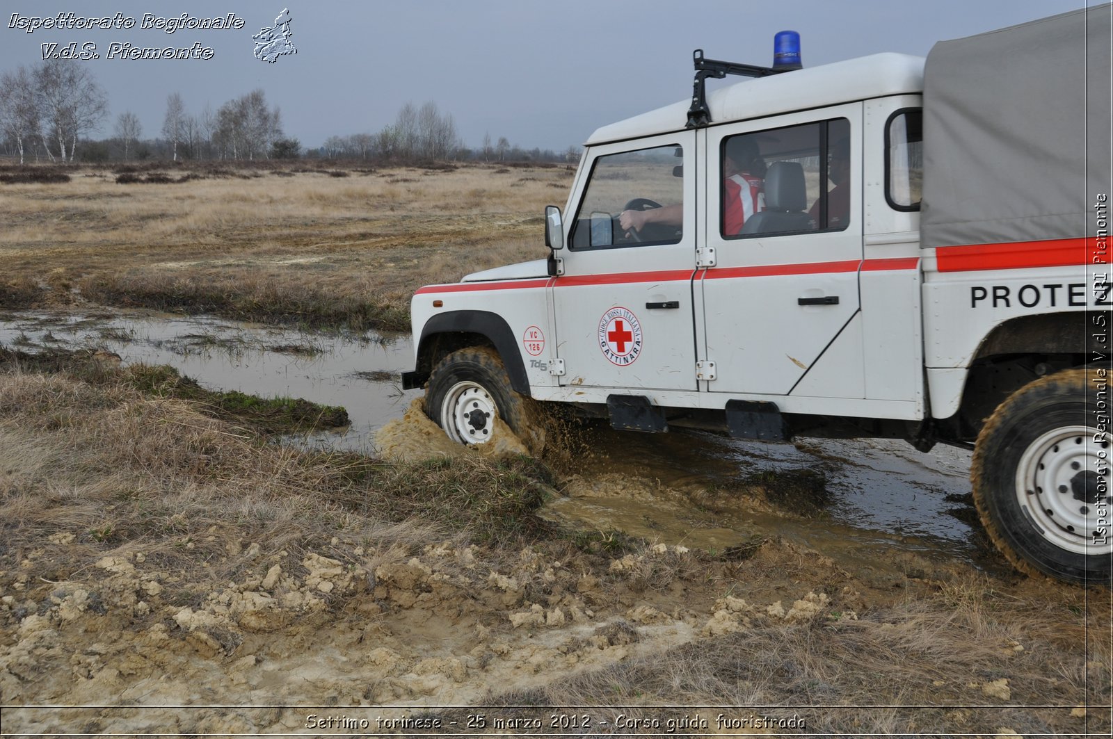 Settimo torinese - 25 marzo 2012 - Corso guida fuoristrada - Croce Rossa Italiana - Ispettorato Regionale Volontari del Soccorso Piemonte