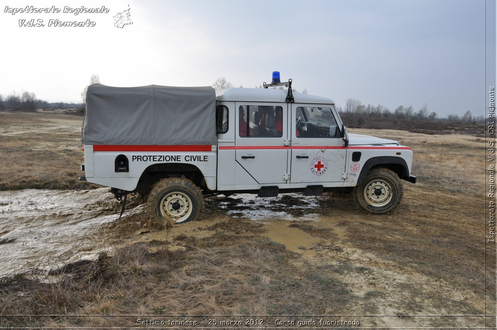 Settimo torinese - 25 marzo 2012 - Corso guida fuoristrada - Croce Rossa Italiana - Ispettorato Regionale Volontari del Soccorso Piemonte