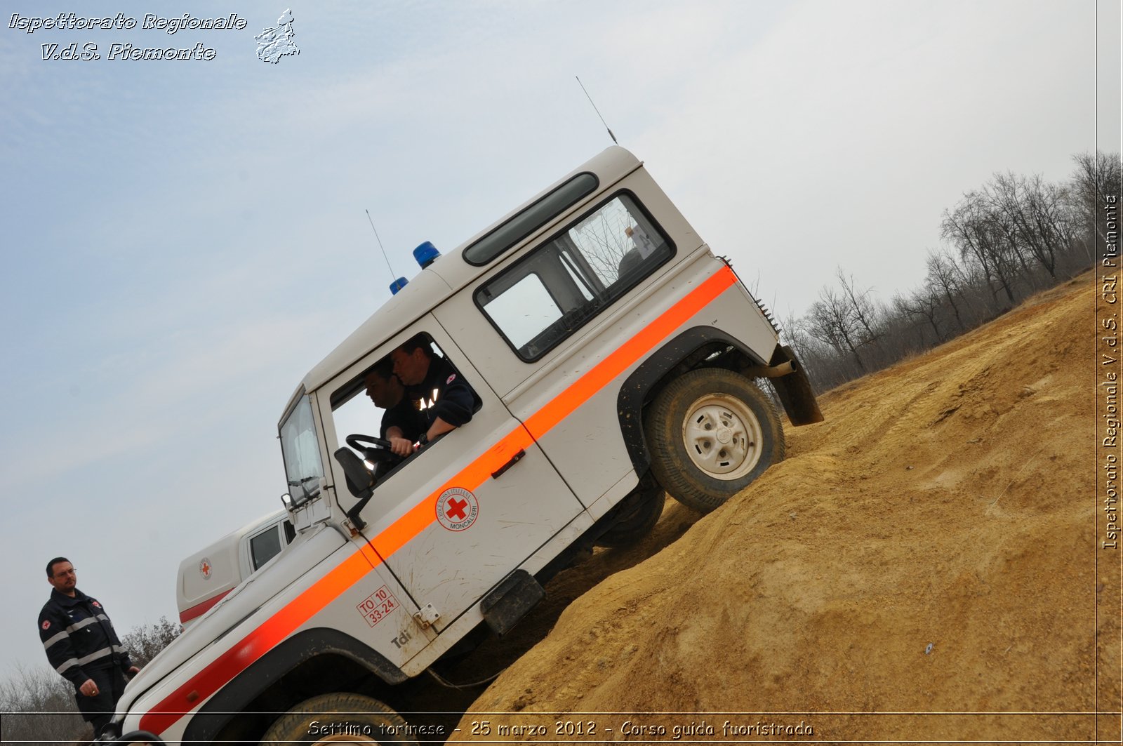 Settimo torinese - 25 marzo 2012 - Corso guida fuoristrada - Croce Rossa Italiana - Ispettorato Regionale Volontari del Soccorso Piemonte