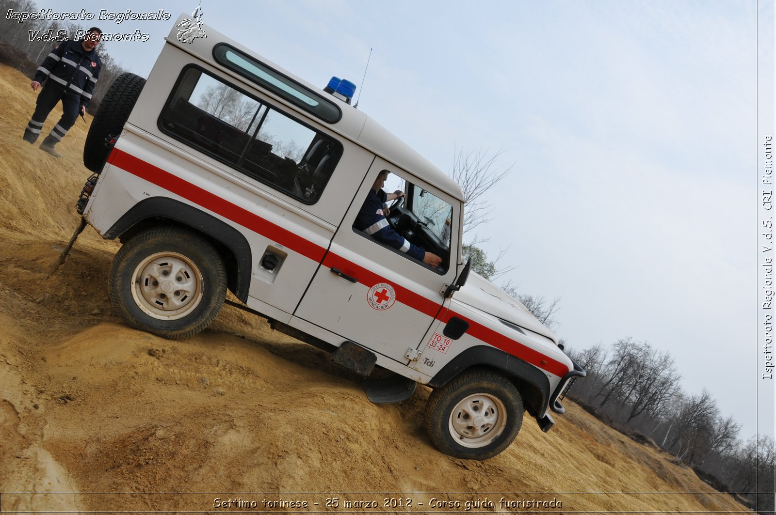 Settimo torinese - 25 marzo 2012 - Corso guida fuoristrada - Croce Rossa Italiana - Ispettorato Regionale Volontari del Soccorso Piemonte