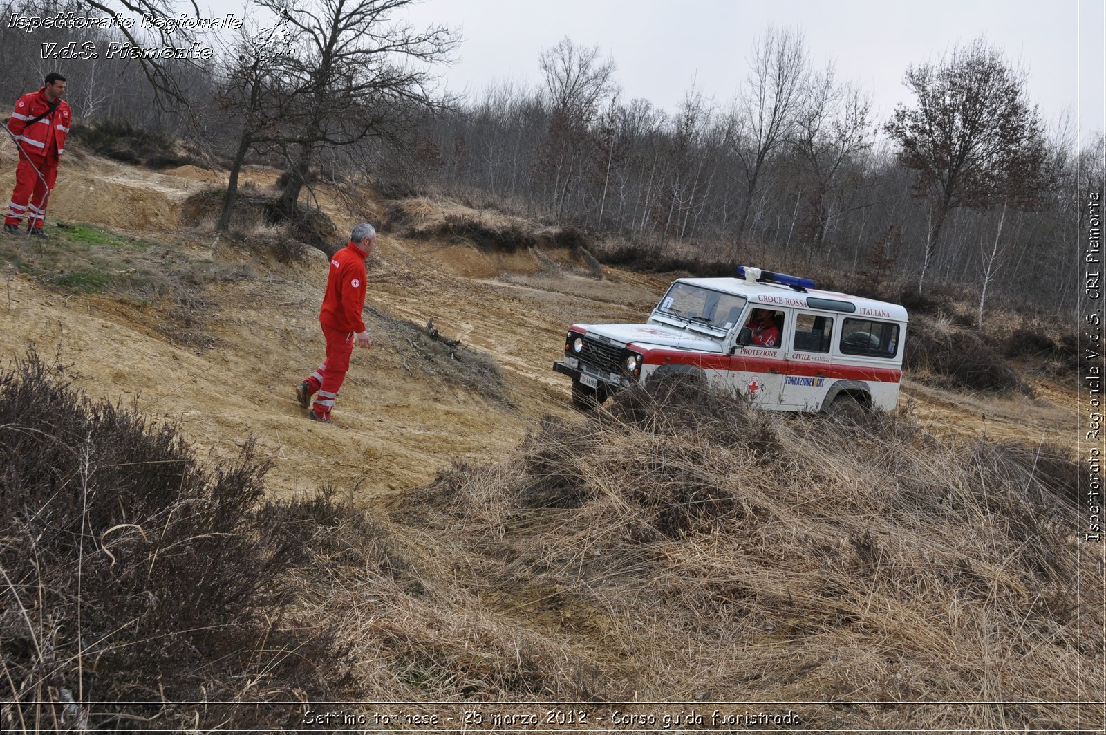 Settimo torinese - 25 marzo 2012 - Corso guida fuoristrada - Croce Rossa Italiana - Ispettorato Regionale Volontari del Soccorso Piemonte