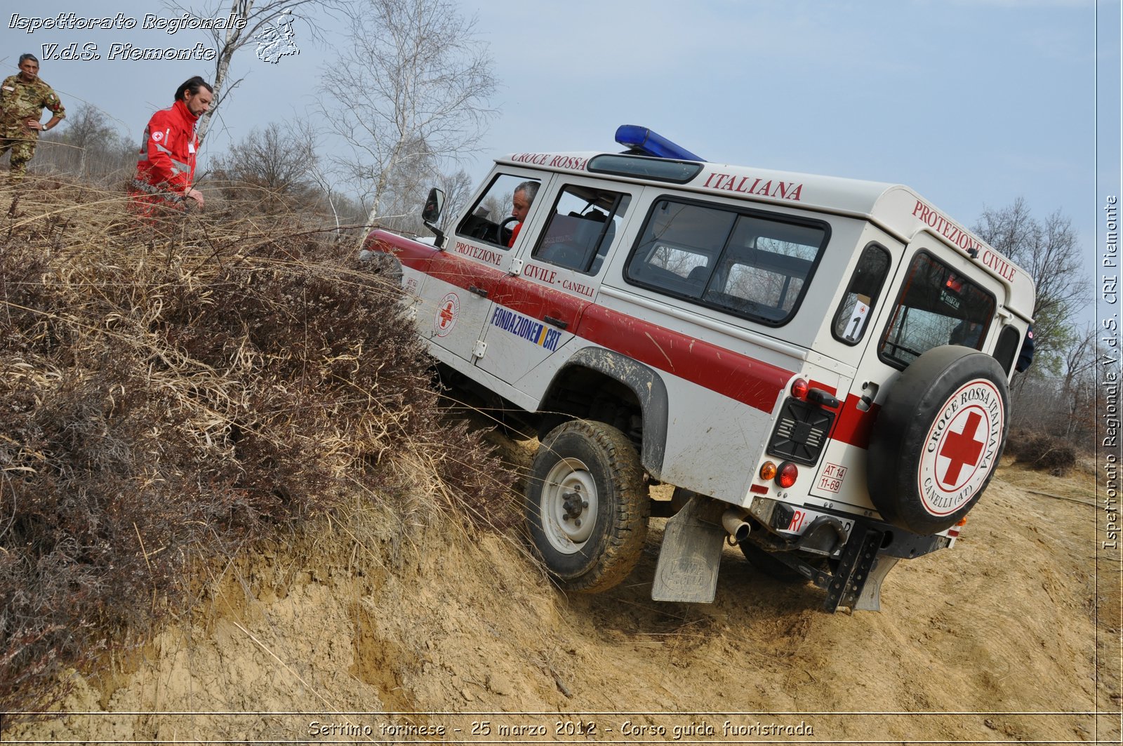 Settimo torinese - 25 marzo 2012 - Corso guida fuoristrada - Croce Rossa Italiana - Ispettorato Regionale Volontari del Soccorso Piemonte