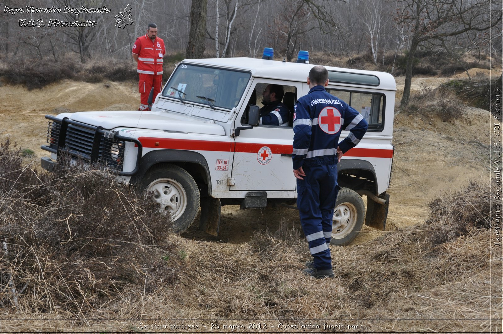 Settimo torinese - 25 marzo 2012 - Corso guida fuoristrada - Croce Rossa Italiana - Ispettorato Regionale Volontari del Soccorso Piemonte