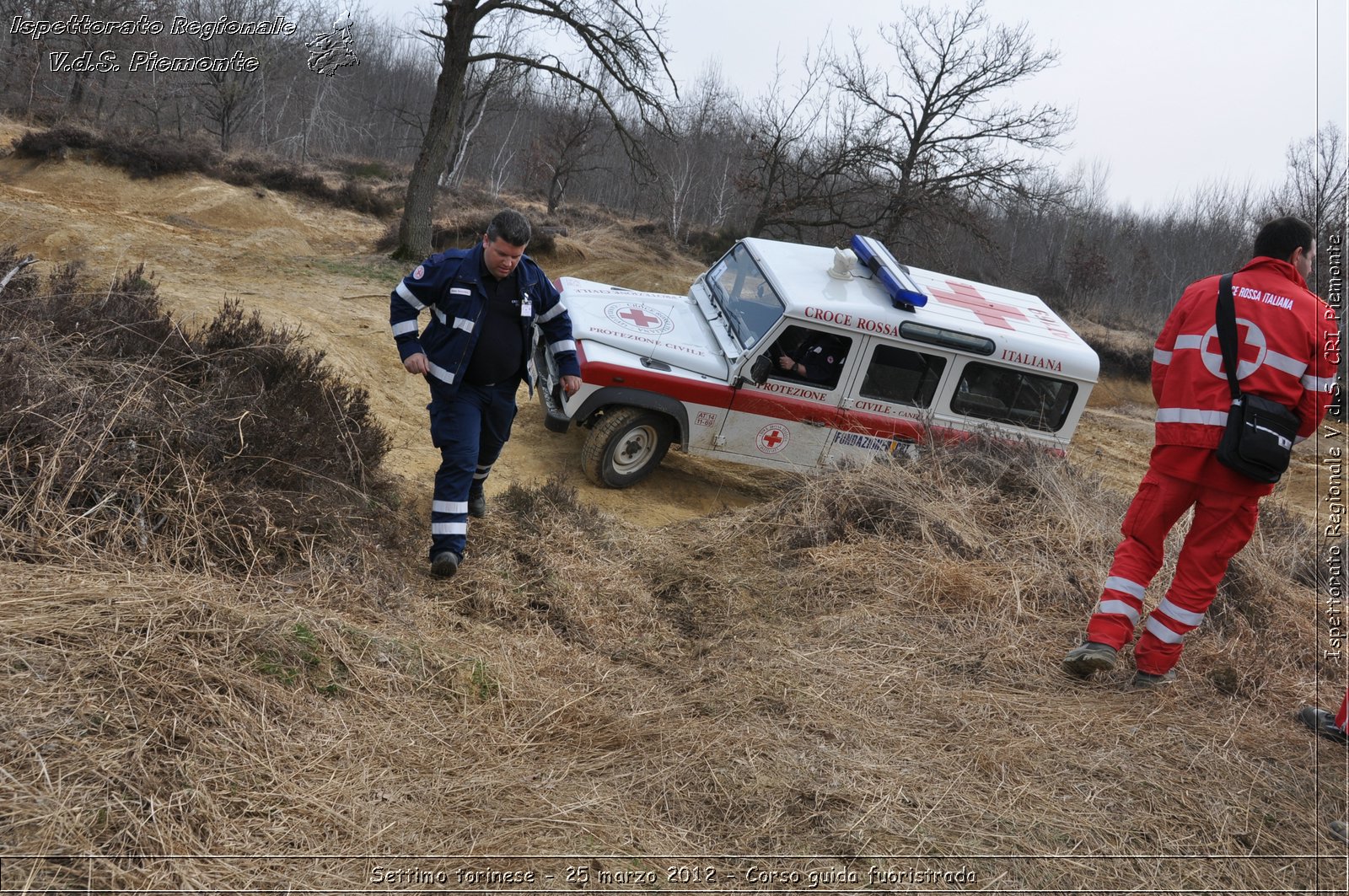 Settimo torinese - 25 marzo 2012 - Corso guida fuoristrada - Croce Rossa Italiana - Ispettorato Regionale Volontari del Soccorso Piemonte