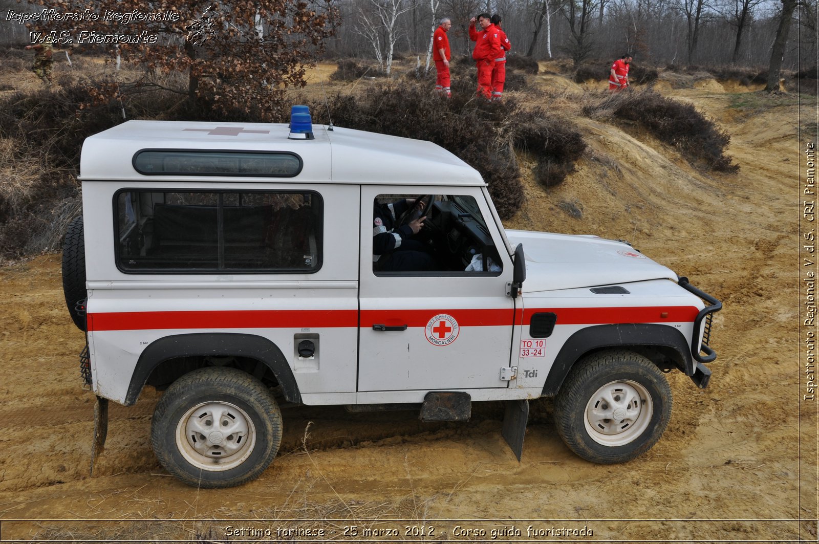 Settimo torinese - 25 marzo 2012 - Corso guida fuoristrada - Croce Rossa Italiana - Ispettorato Regionale Volontari del Soccorso Piemonte