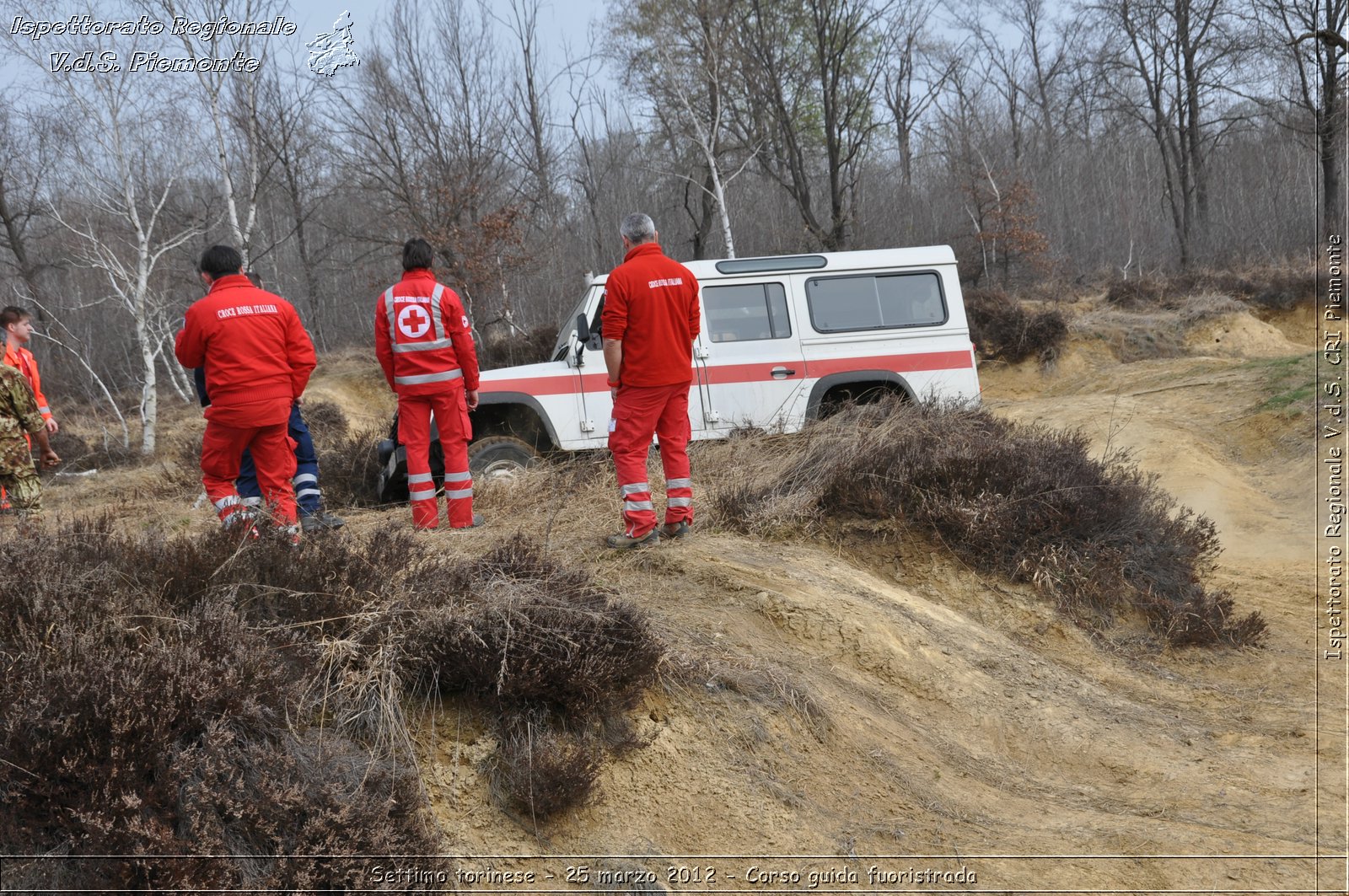 Settimo torinese - 25 marzo 2012 - Corso guida fuoristrada - Croce Rossa Italiana - Ispettorato Regionale Volontari del Soccorso Piemonte