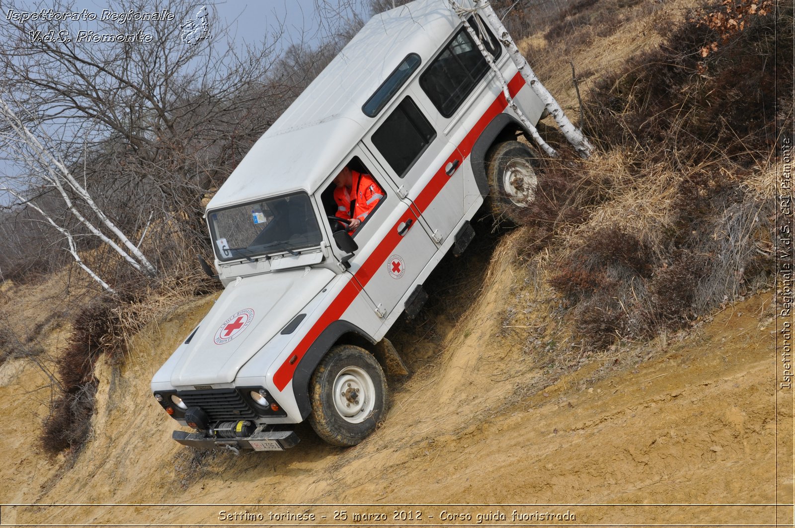 Settimo torinese - 25 marzo 2012 - Corso guida fuoristrada - Croce Rossa Italiana - Ispettorato Regionale Volontari del Soccorso Piemonte