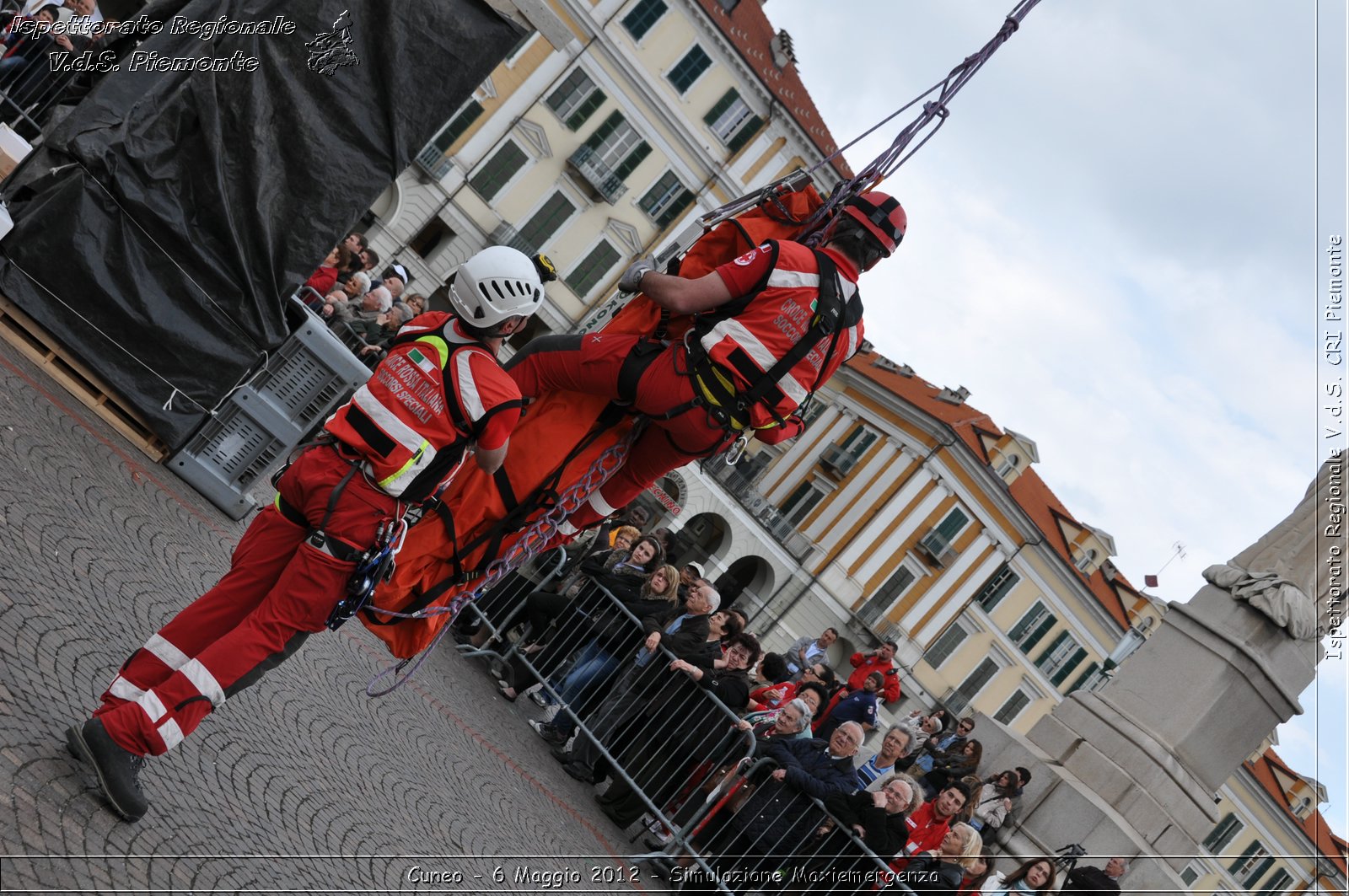 Cuneo - 6 Maggio 2012 - Simulazione Maxiemergenza- Croce Rossa Italiana - Ispettorato Regionale Volontari del Soccorso Piemonte