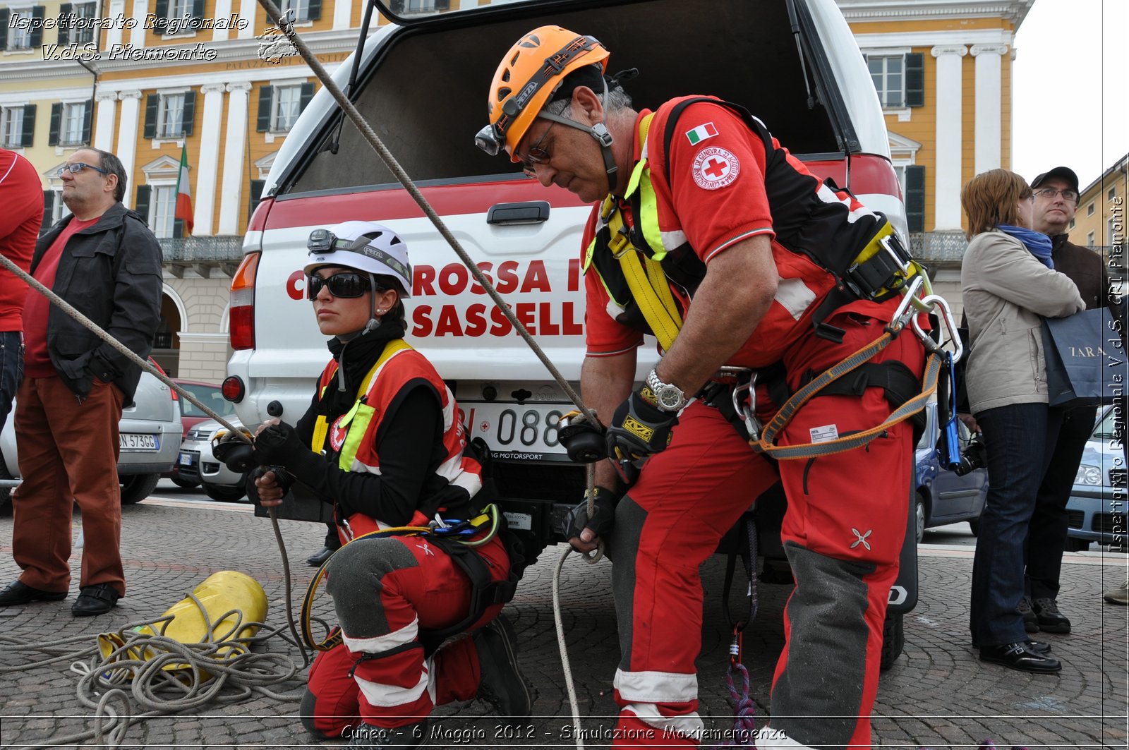 Cuneo - 6 Maggio 2012 - Simulazione Maxiemergenza- Croce Rossa Italiana - Ispettorato Regionale Volontari del Soccorso Piemonte