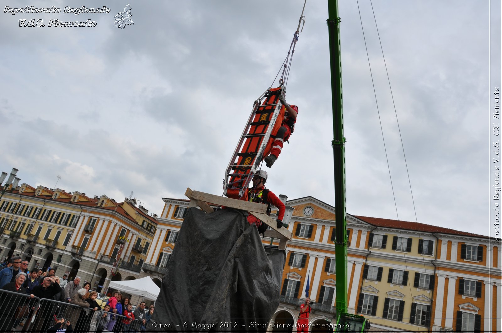 Cuneo - 6 Maggio 2012 - Simulazione Maxiemergenza- Croce Rossa Italiana - Ispettorato Regionale Volontari del Soccorso Piemonte