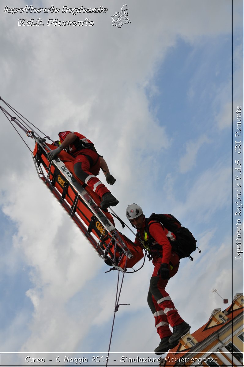 Cuneo - 6 Maggio 2012 - Simulazione Maxiemergenza- Croce Rossa Italiana - Ispettorato Regionale Volontari del Soccorso Piemonte