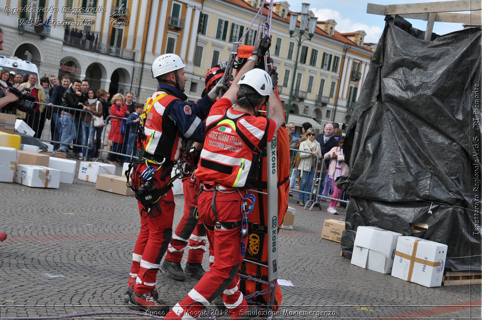 Cuneo - 6 Maggio 2012 - Simulazione Maxiemergenza- Croce Rossa Italiana - Ispettorato Regionale Volontari del Soccorso Piemonte