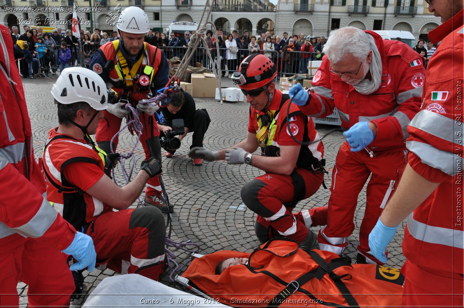 Cuneo - 6 Maggio 2012 - Simulazione Maxiemergenza- Croce Rossa Italiana - Ispettorato Regionale Volontari del Soccorso Piemonte