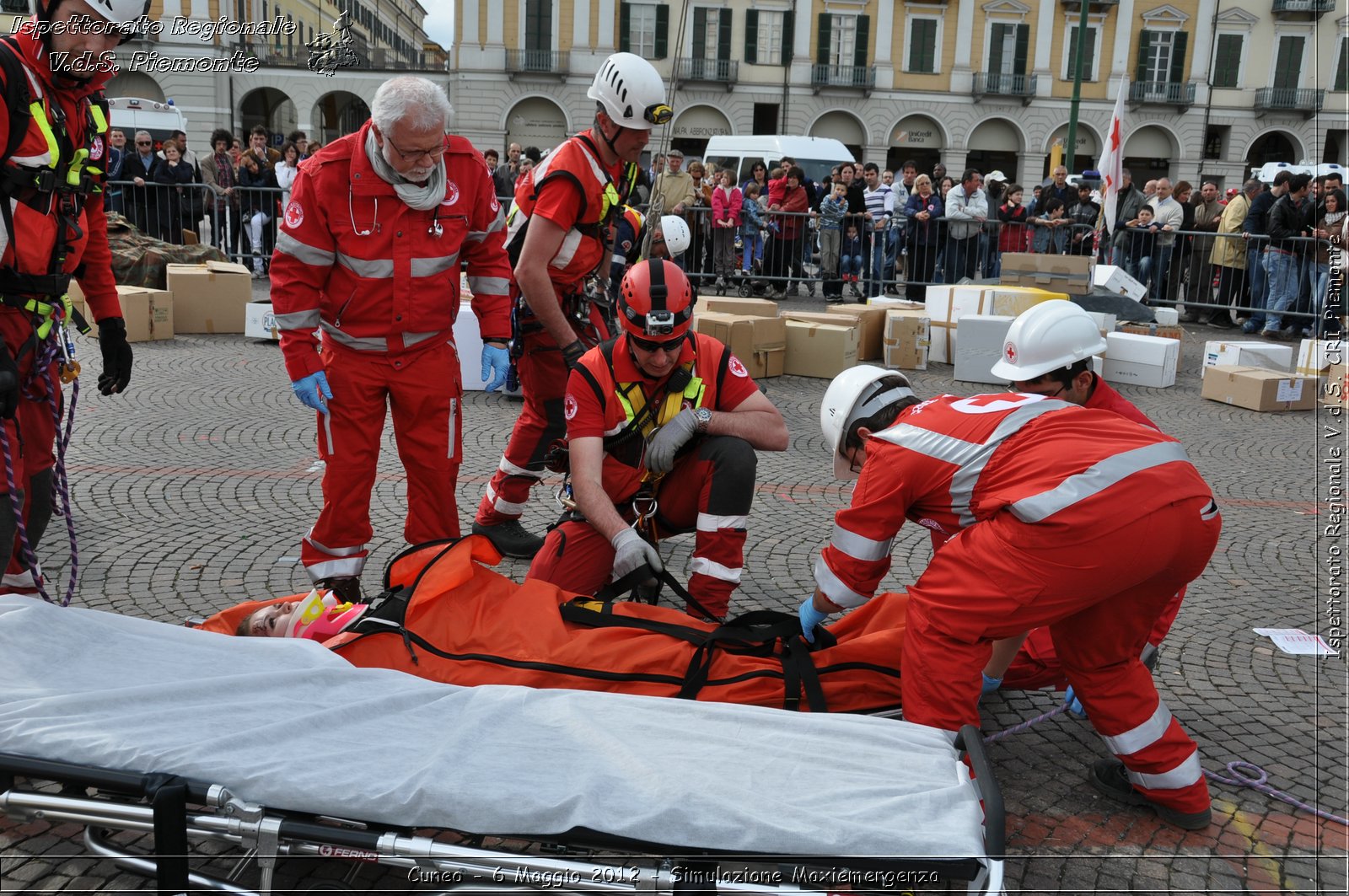 Cuneo - 6 Maggio 2012 - Simulazione Maxiemergenza- Croce Rossa Italiana - Ispettorato Regionale Volontari del Soccorso Piemonte