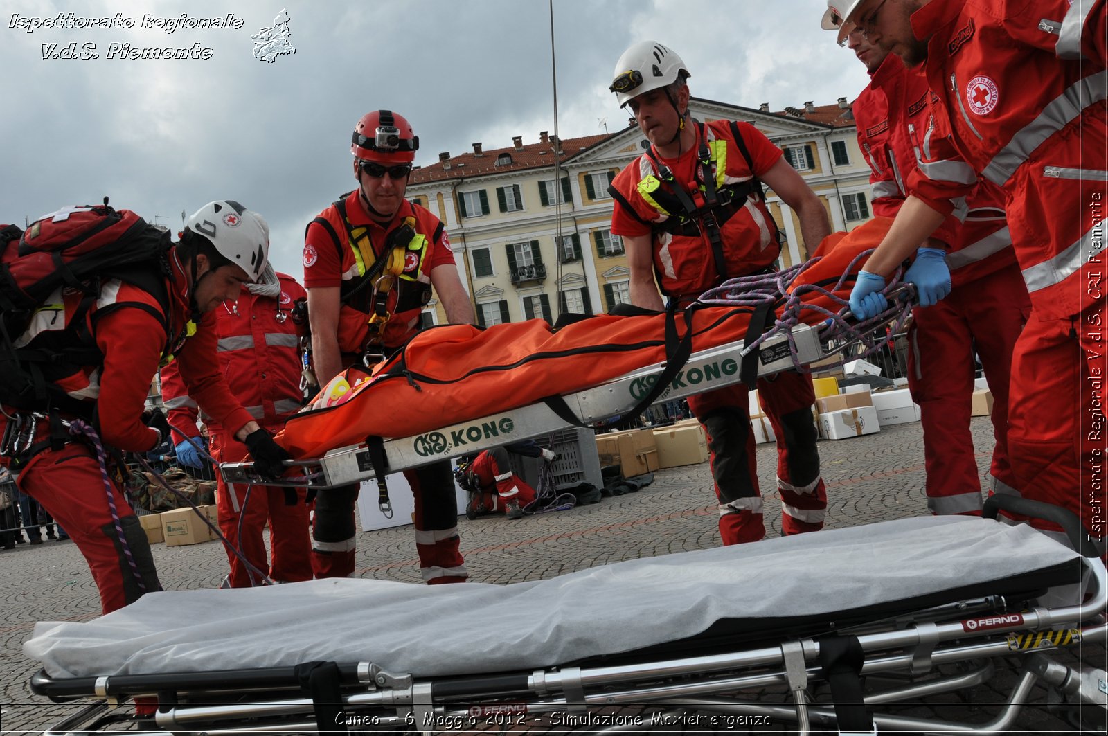 Cuneo - 6 Maggio 2012 - Simulazione Maxiemergenza- Croce Rossa Italiana - Ispettorato Regionale Volontari del Soccorso Piemonte