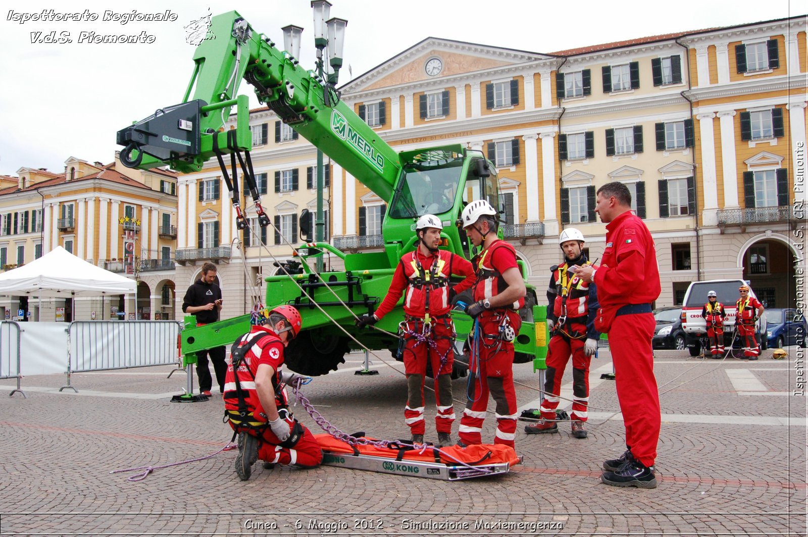 Cuneo - 6 Maggio 2012 - Simulazione Maxiemergenza- Croce Rossa Italiana - Ispettorato Regionale Volontari del Soccorso Piemonte