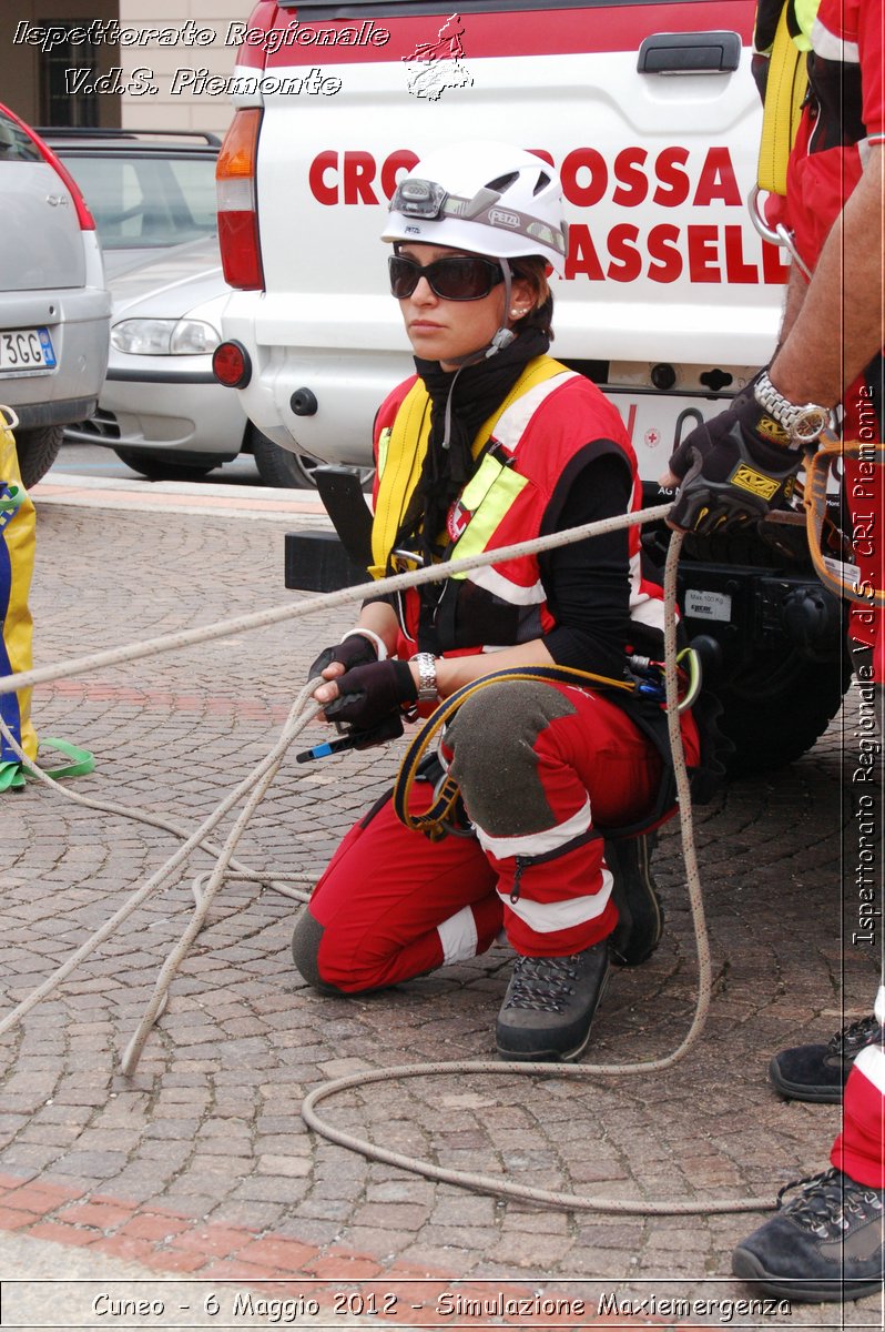 Cuneo - 6 Maggio 2012 - Simulazione Maxiemergenza- Croce Rossa Italiana - Ispettorato Regionale Volontari del Soccorso Piemonte