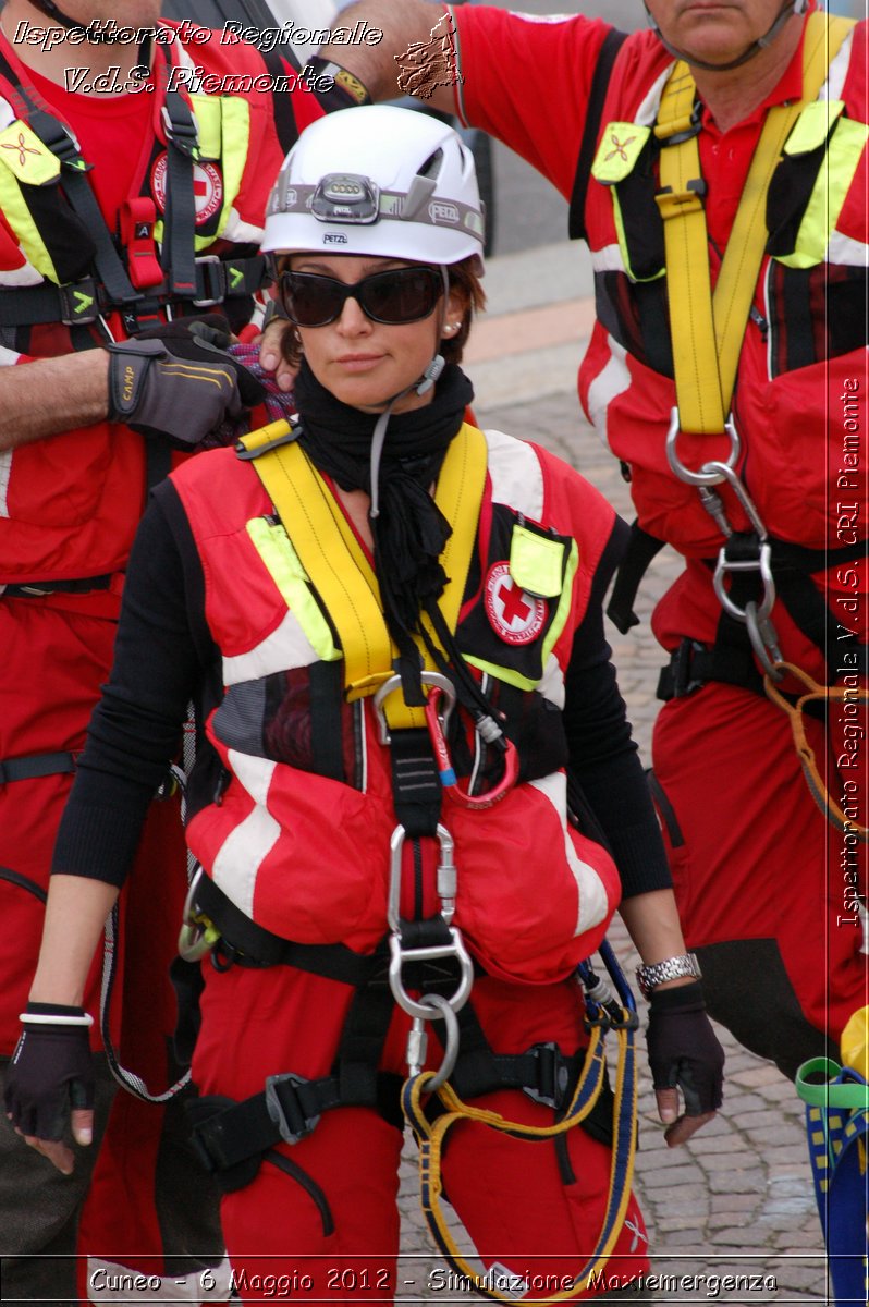 Cuneo - 6 Maggio 2012 - Simulazione Maxiemergenza- Croce Rossa Italiana - Ispettorato Regionale Volontari del Soccorso Piemonte