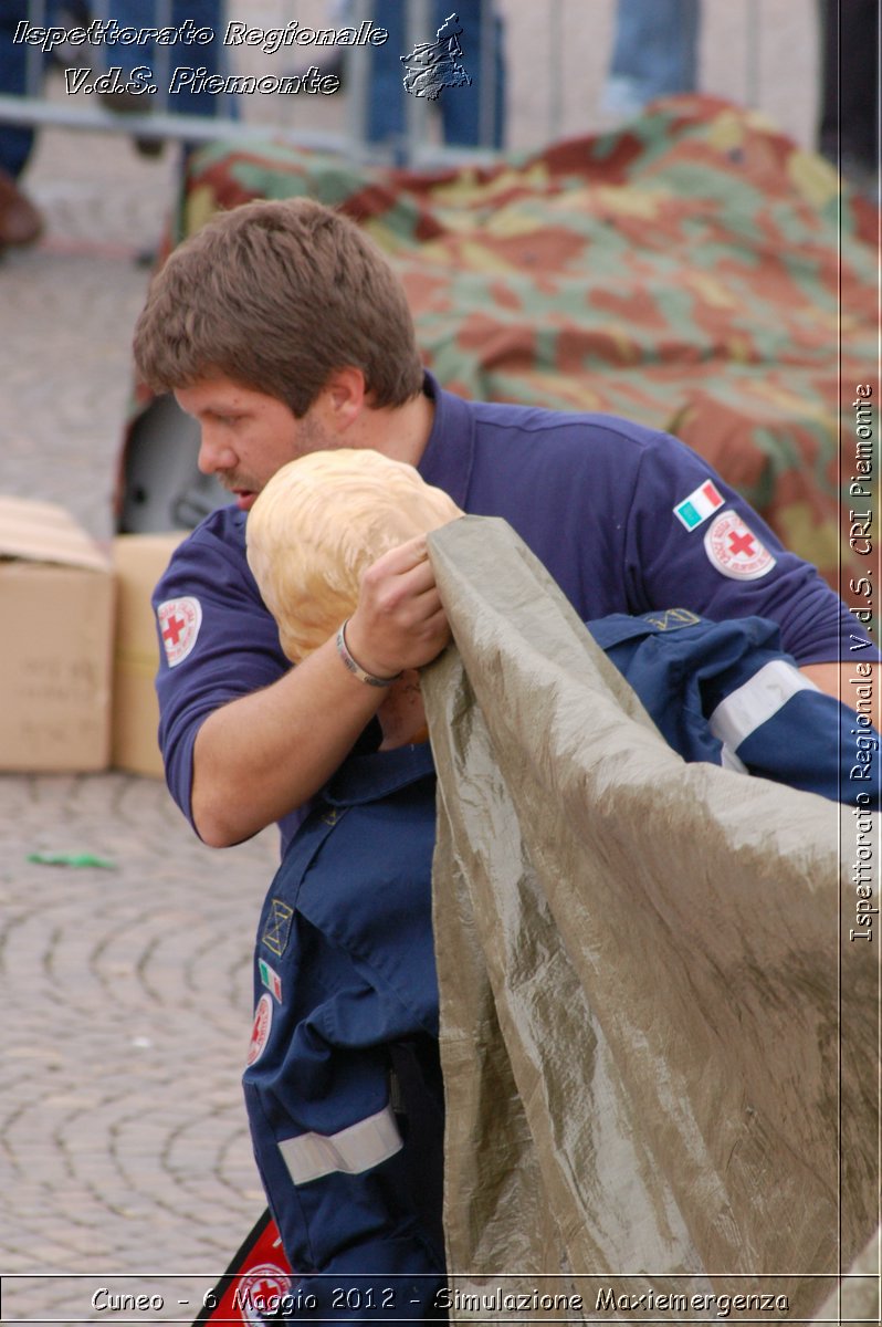 Cuneo - 6 Maggio 2012 - Simulazione Maxiemergenza- Croce Rossa Italiana - Ispettorato Regionale Volontari del Soccorso Piemonte