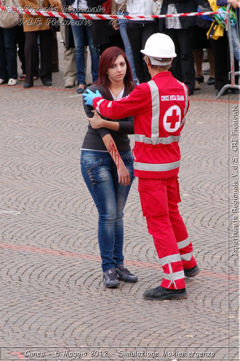 Cuneo - 6 Maggio 2012 - Simulazione Maxiemergenza- Croce Rossa Italiana - Ispettorato Regionale Volontari del Soccorso Piemonte