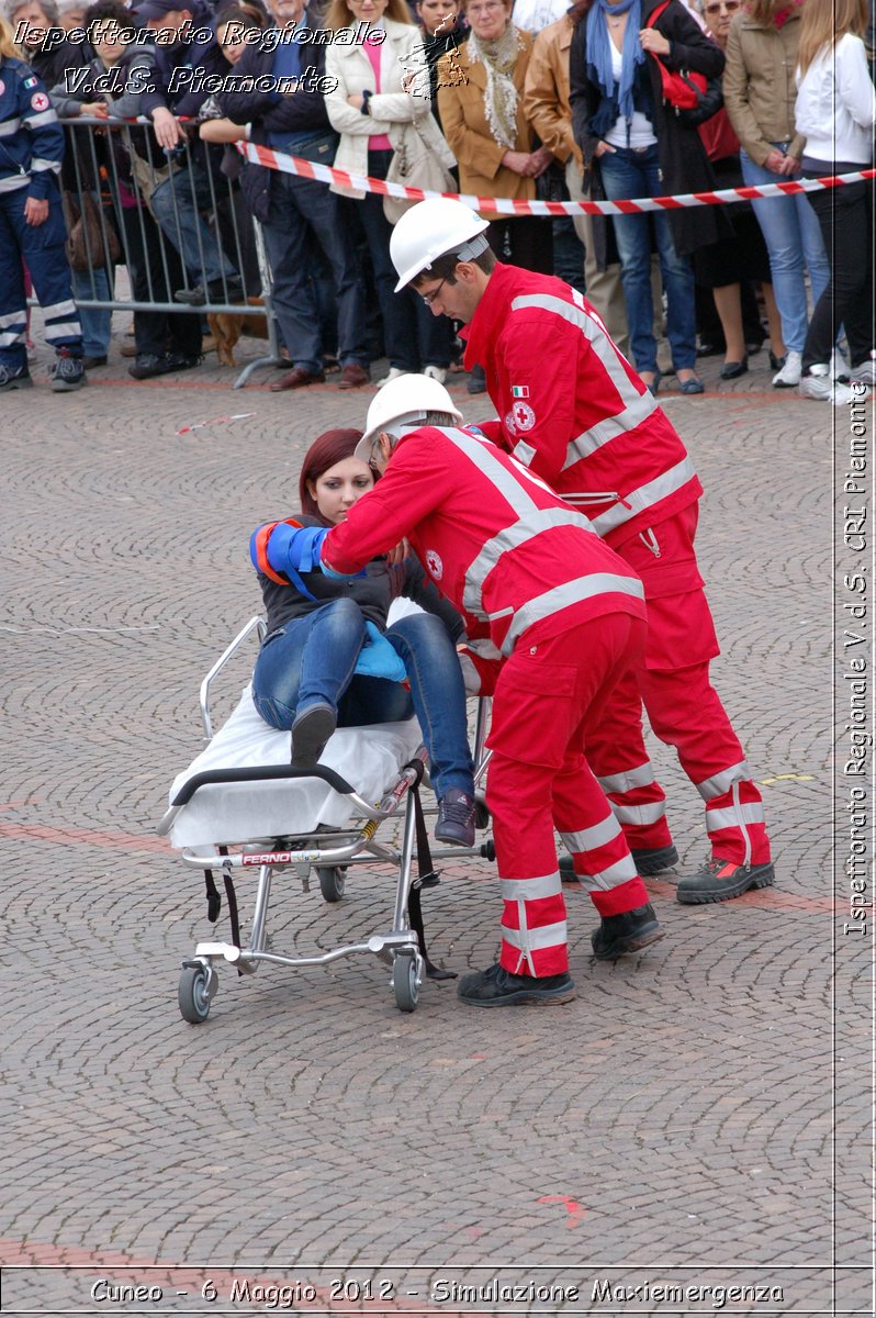 Cuneo - 6 Maggio 2012 - Simulazione Maxiemergenza- Croce Rossa Italiana - Ispettorato Regionale Volontari del Soccorso Piemonte