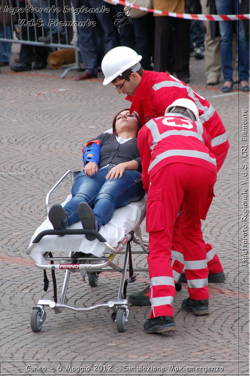 Cuneo - 6 Maggio 2012 - Simulazione Maxiemergenza- Croce Rossa Italiana - Ispettorato Regionale Volontari del Soccorso Piemonte