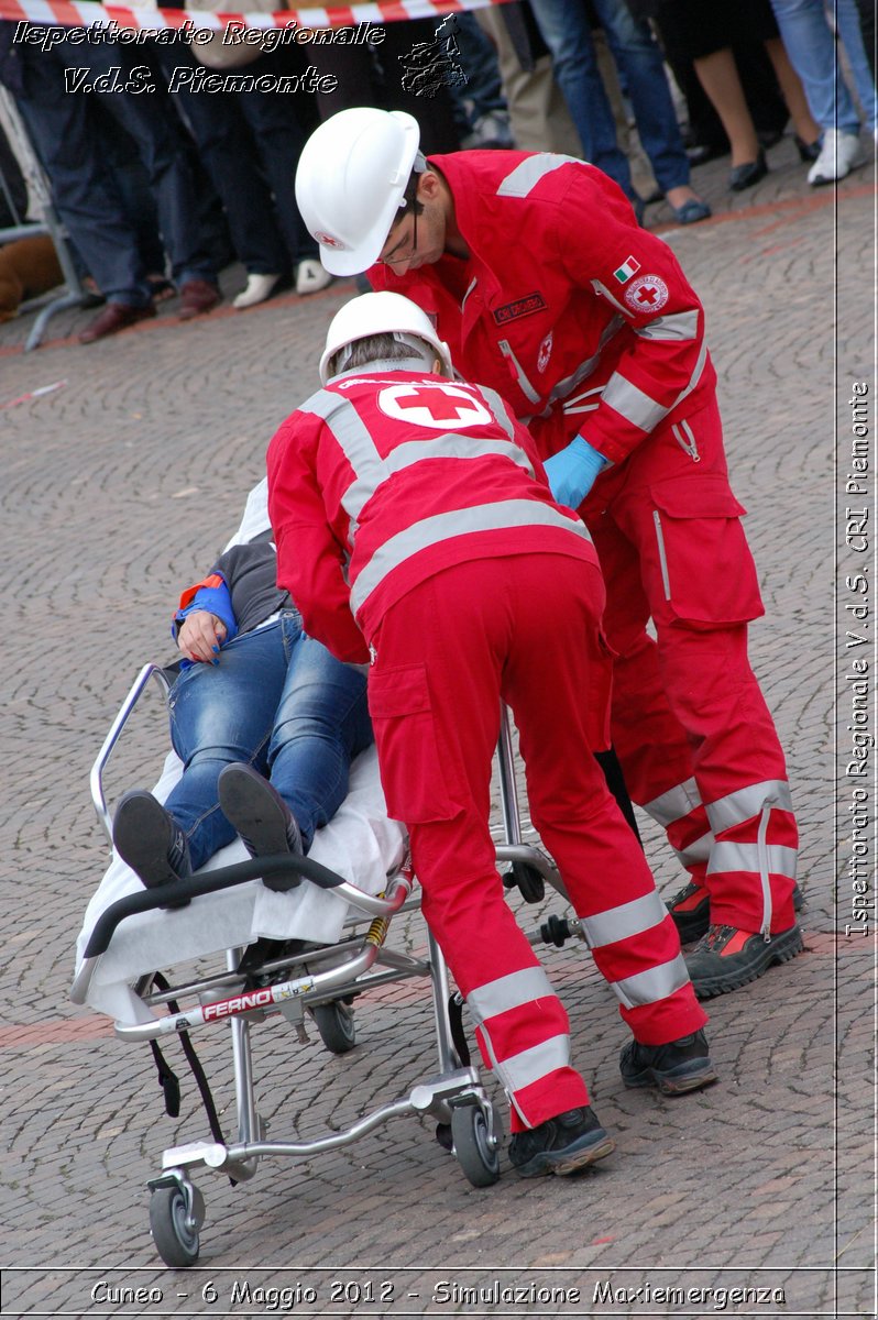 Cuneo - 6 Maggio 2012 - Simulazione Maxiemergenza- Croce Rossa Italiana - Ispettorato Regionale Volontari del Soccorso Piemonte