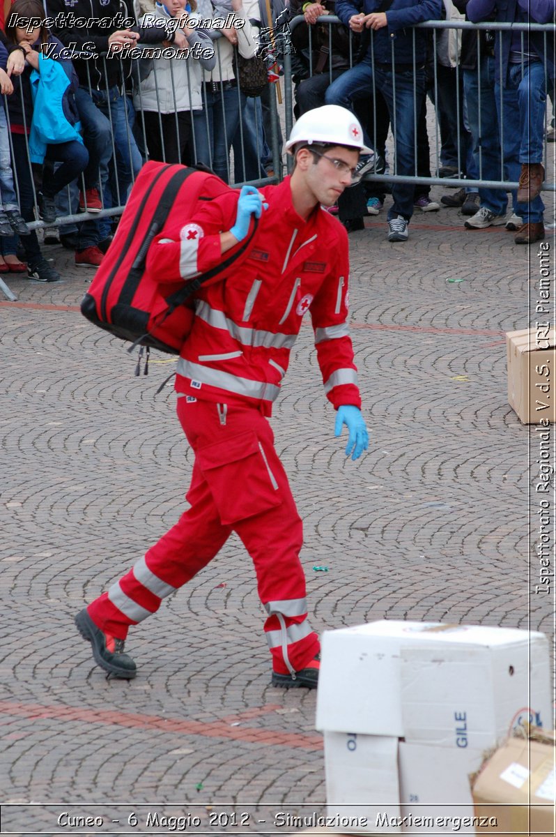 Cuneo - 6 Maggio 2012 - Simulazione Maxiemergenza- Croce Rossa Italiana - Ispettorato Regionale Volontari del Soccorso Piemonte