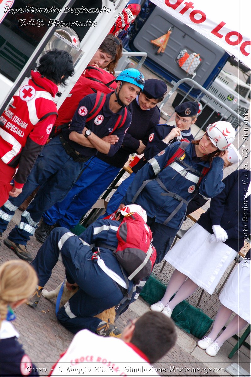 Cuneo - 6 Maggio 2012 - Simulazione Maxiemergenza- Croce Rossa Italiana - Ispettorato Regionale Volontari del Soccorso Piemonte