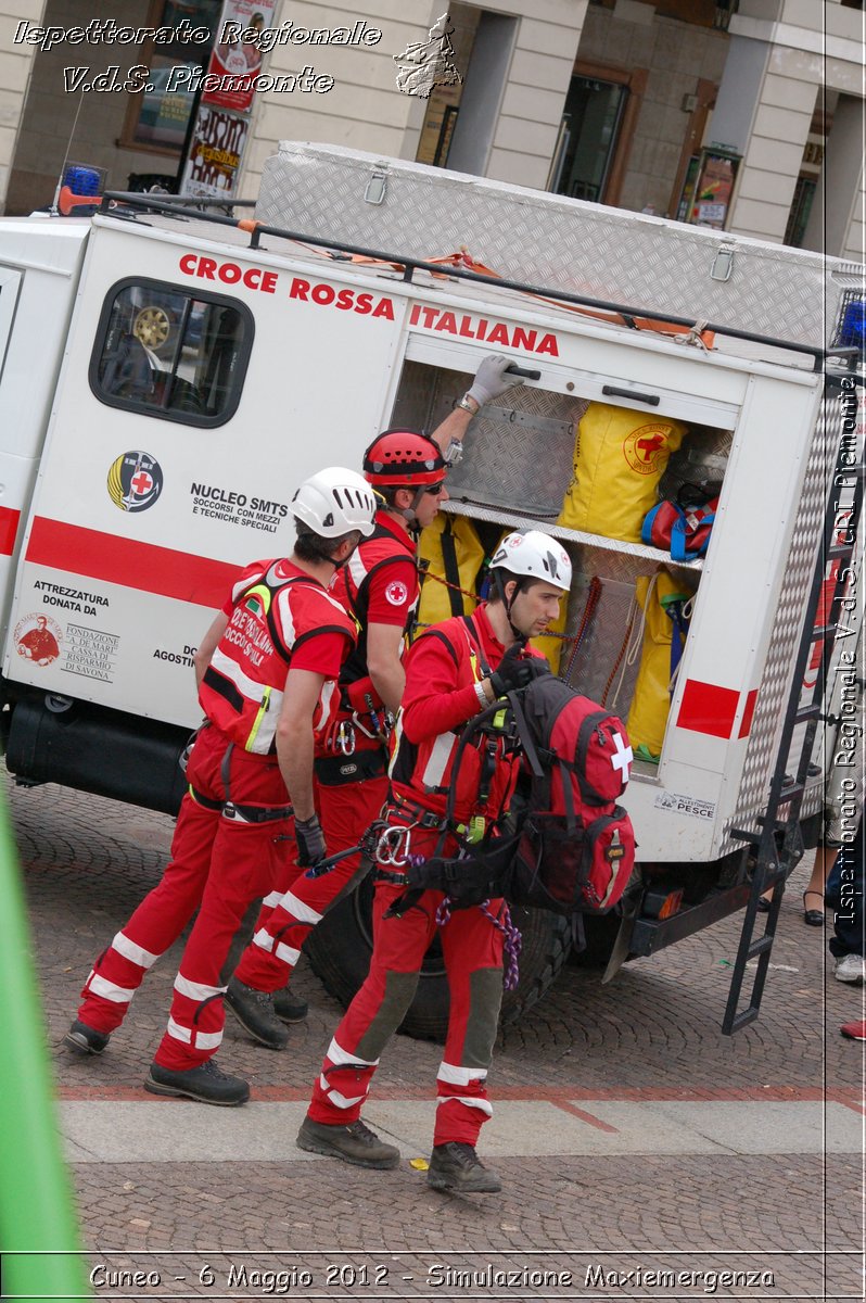 Cuneo - 6 Maggio 2012 - Simulazione Maxiemergenza- Croce Rossa Italiana - Ispettorato Regionale Volontari del Soccorso Piemonte