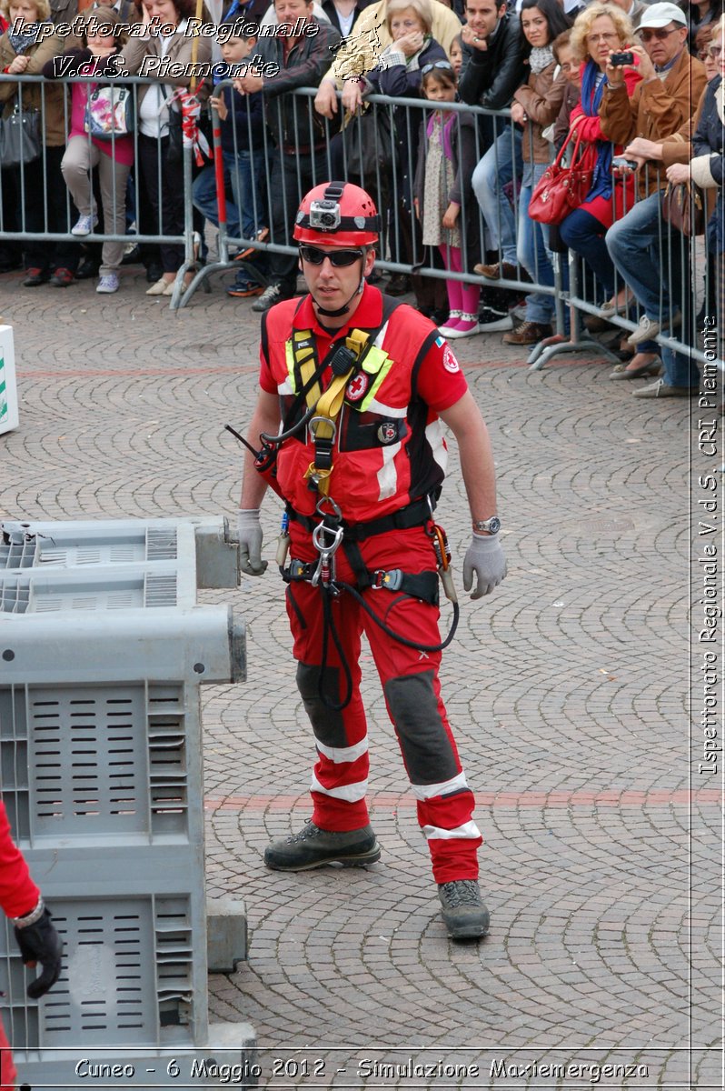 Cuneo - 6 Maggio 2012 - Simulazione Maxiemergenza- Croce Rossa Italiana - Ispettorato Regionale Volontari del Soccorso Piemonte