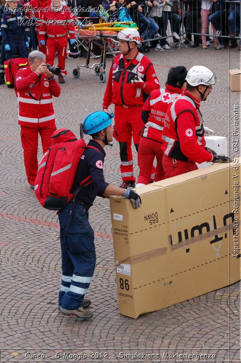 Cuneo - 6 Maggio 2012 - Simulazione Maxiemergenza- Croce Rossa Italiana - Ispettorato Regionale Volontari del Soccorso Piemonte