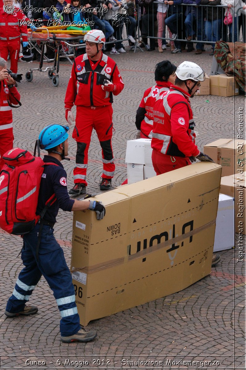 Cuneo - 6 Maggio 2012 - Simulazione Maxiemergenza- Croce Rossa Italiana - Ispettorato Regionale Volontari del Soccorso Piemonte