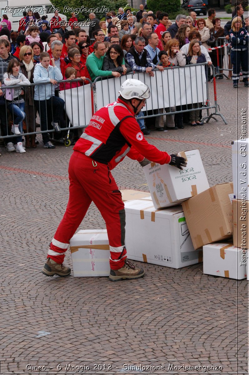 Cuneo - 6 Maggio 2012 - Simulazione Maxiemergenza- Croce Rossa Italiana - Ispettorato Regionale Volontari del Soccorso Piemonte