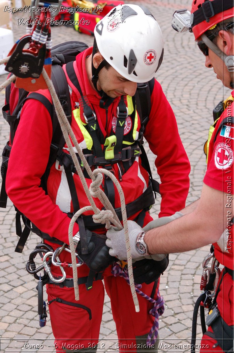 Cuneo - 6 Maggio 2012 - Simulazione Maxiemergenza- Croce Rossa Italiana - Ispettorato Regionale Volontari del Soccorso Piemonte