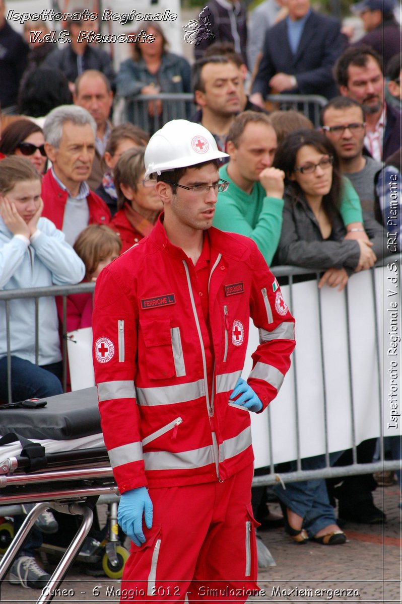 Cuneo - 6 Maggio 2012 - Simulazione Maxiemergenza- Croce Rossa Italiana - Ispettorato Regionale Volontari del Soccorso Piemonte