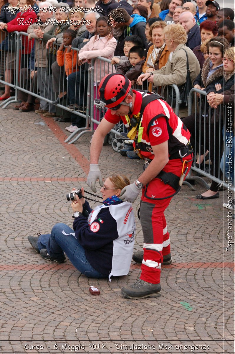 Cuneo - 6 Maggio 2012 - Simulazione Maxiemergenza- Croce Rossa Italiana - Ispettorato Regionale Volontari del Soccorso Piemonte