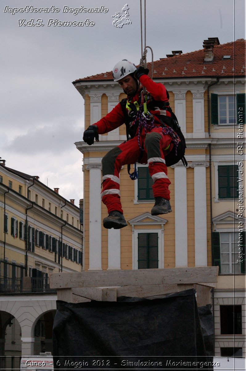 Cuneo - 6 Maggio 2012 - Simulazione Maxiemergenza- Croce Rossa Italiana - Ispettorato Regionale Volontari del Soccorso Piemonte