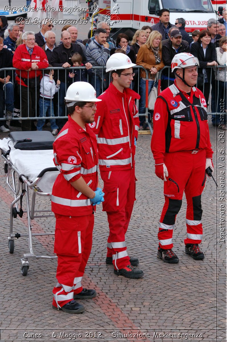 Cuneo - 6 Maggio 2012 - Simulazione Maxiemergenza- Croce Rossa Italiana - Ispettorato Regionale Volontari del Soccorso Piemonte