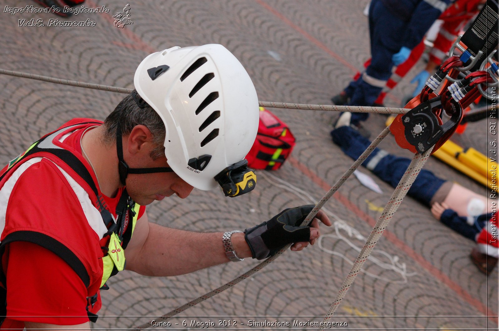 Cuneo - 6 Maggio 2012 - Simulazione Maxiemergenza- Croce Rossa Italiana - Ispettorato Regionale Volontari del Soccorso Piemonte