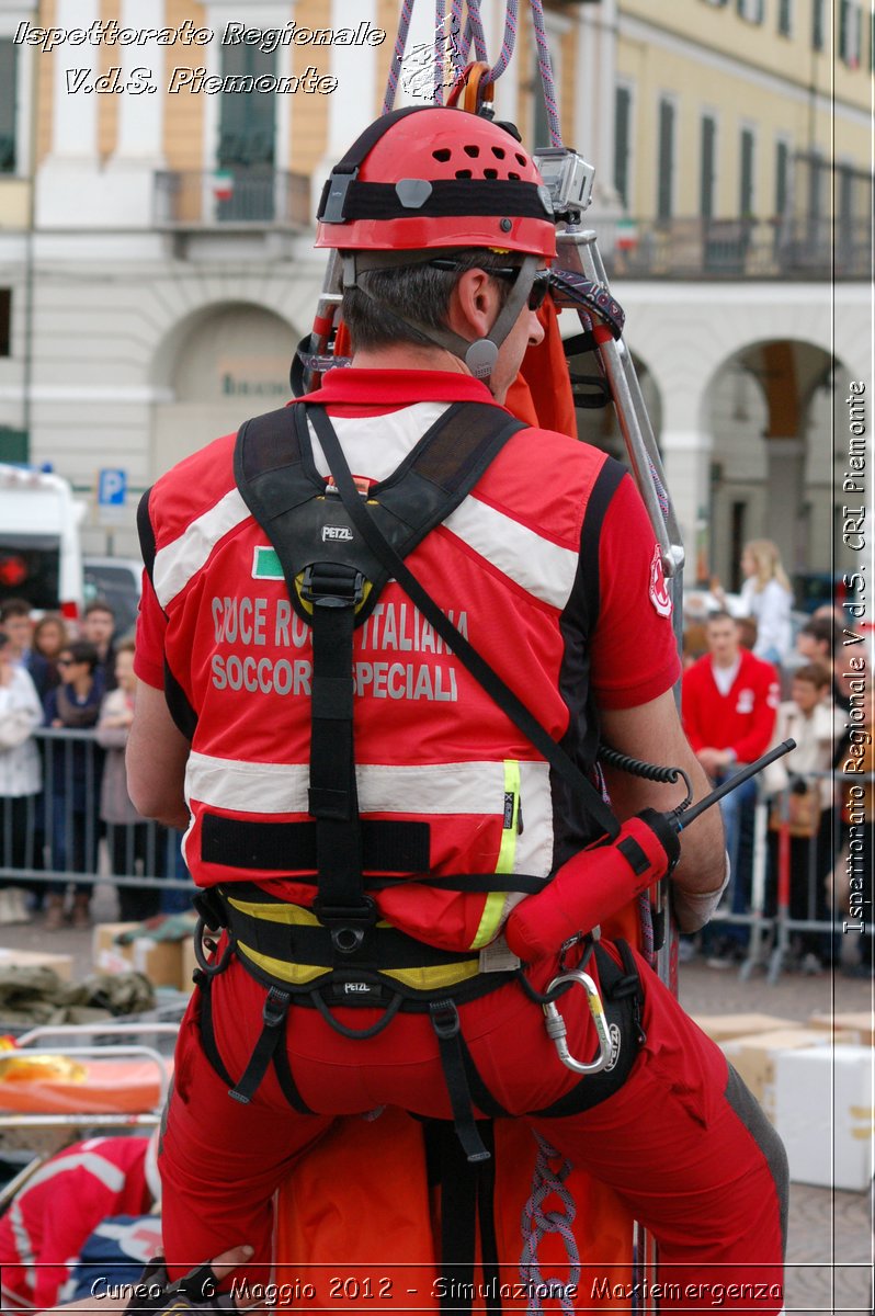 Cuneo - 6 Maggio 2012 - Simulazione Maxiemergenza- Croce Rossa Italiana - Ispettorato Regionale Volontari del Soccorso Piemonte