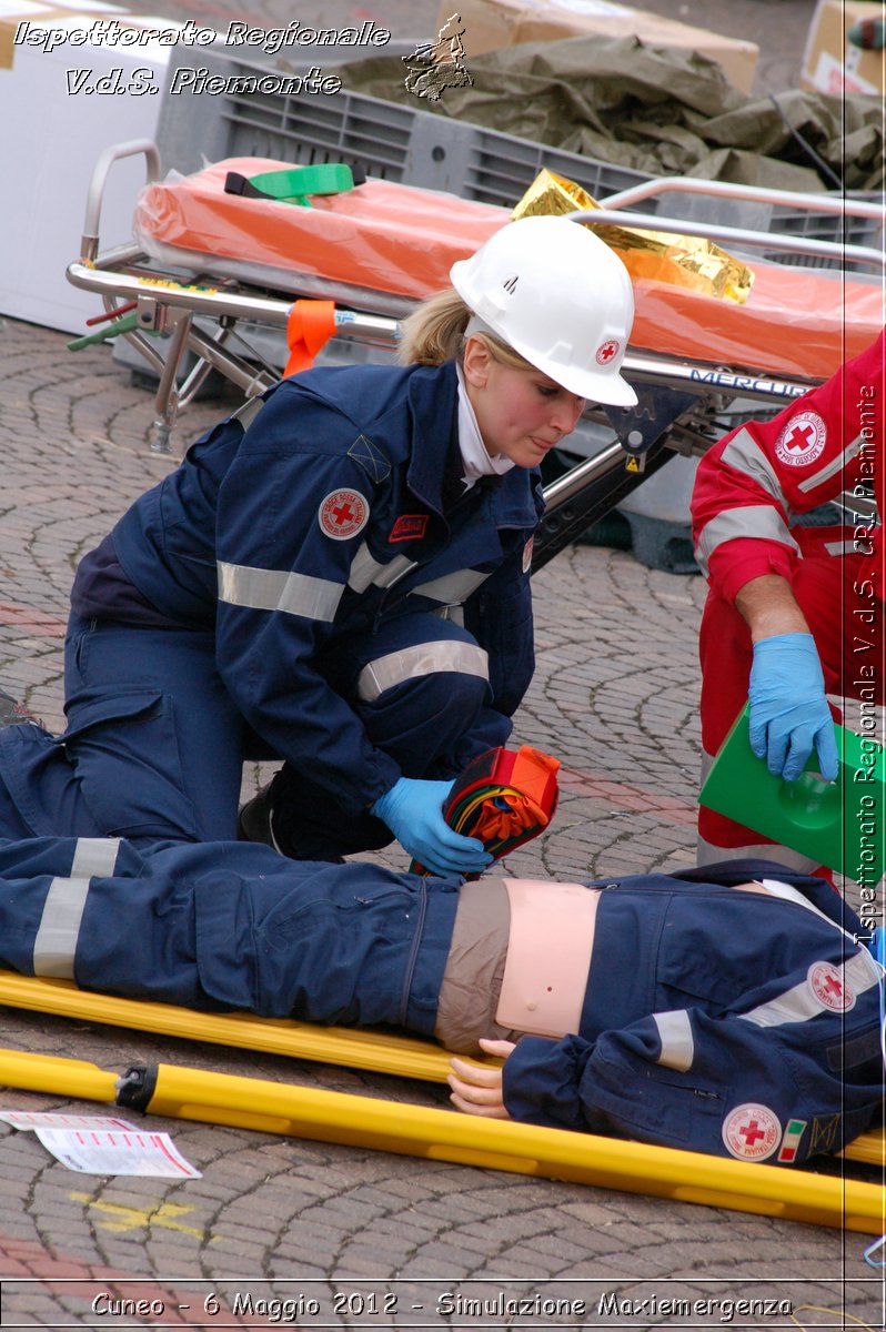 Cuneo - 6 Maggio 2012 - Simulazione Maxiemergenza- Croce Rossa Italiana - Ispettorato Regionale Volontari del Soccorso Piemonte