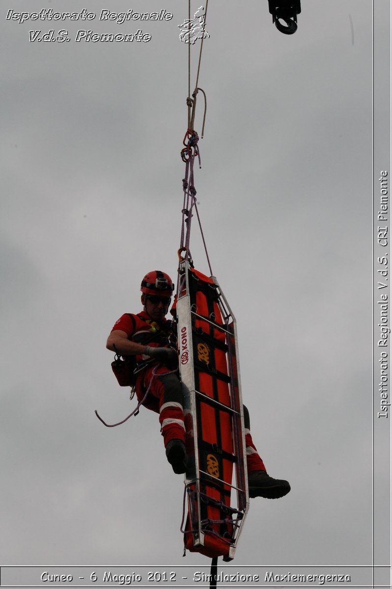 Cuneo - 6 Maggio 2012 - Simulazione Maxiemergenza- Croce Rossa Italiana - Ispettorato Regionale Volontari del Soccorso Piemonte