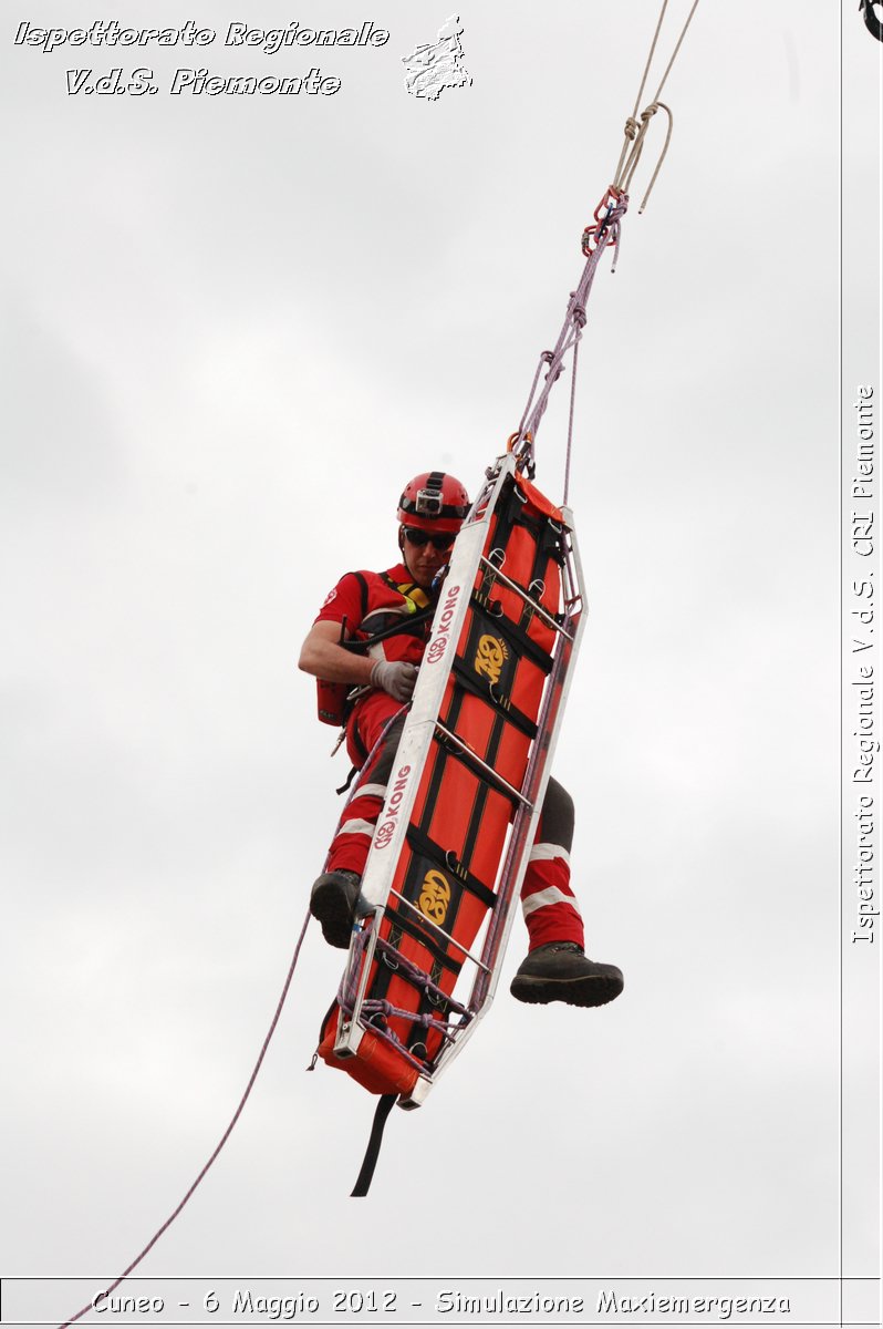 Cuneo - 6 Maggio 2012 - Simulazione Maxiemergenza- Croce Rossa Italiana - Ispettorato Regionale Volontari del Soccorso Piemonte