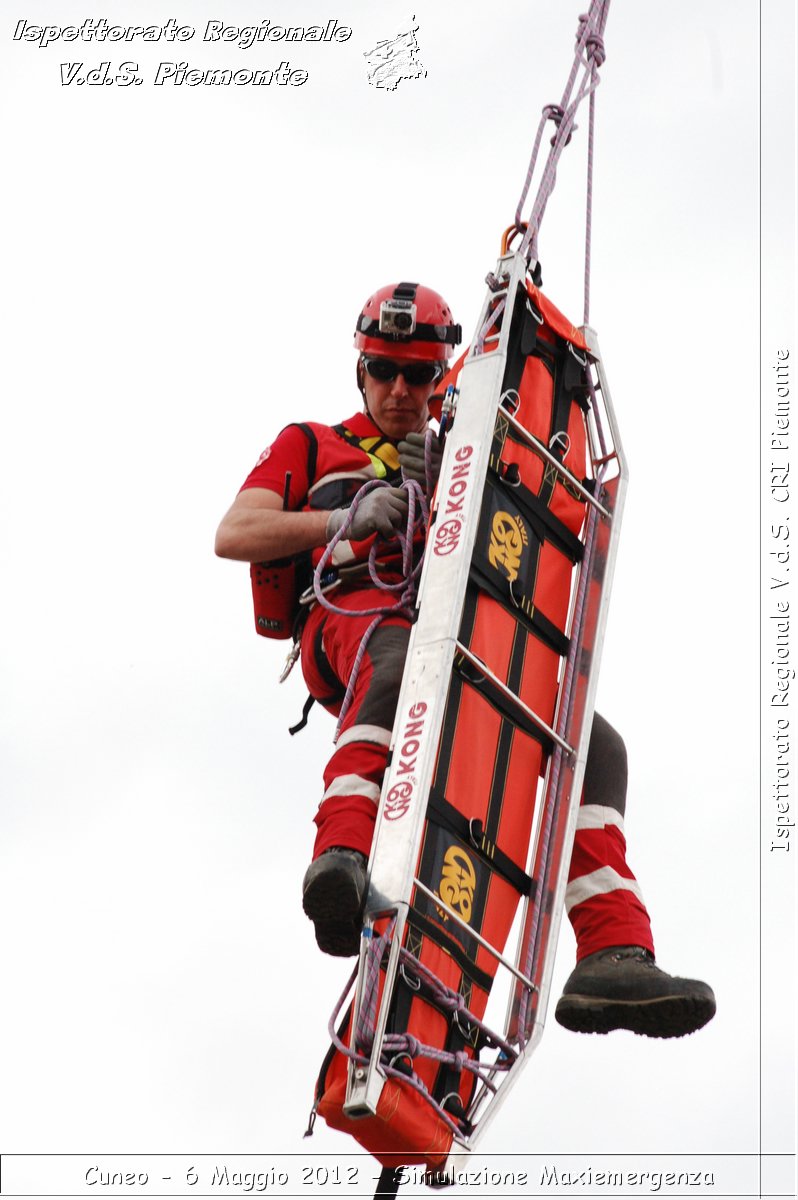 Cuneo - 6 Maggio 2012 - Simulazione Maxiemergenza- Croce Rossa Italiana - Ispettorato Regionale Volontari del Soccorso Piemonte