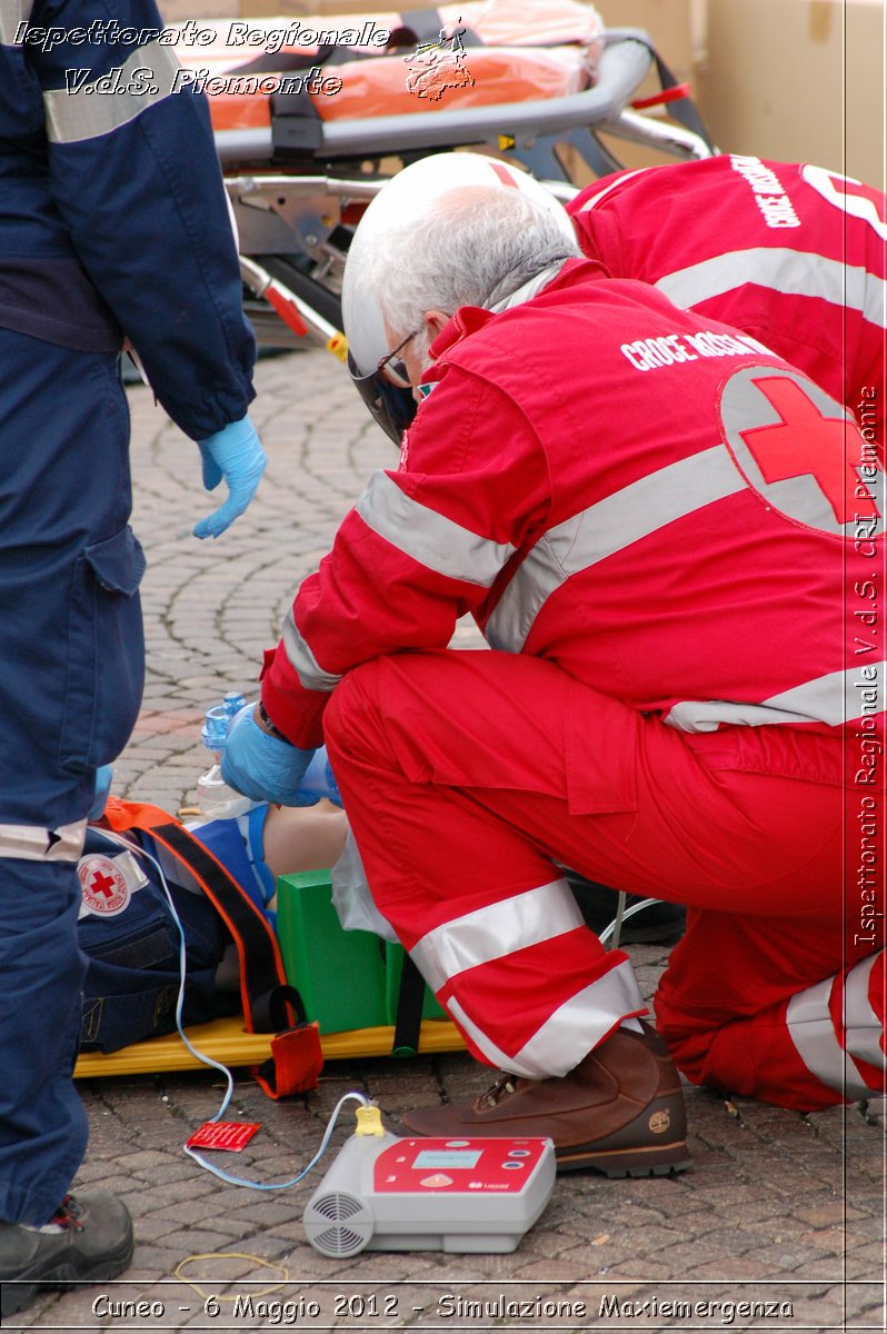 Cuneo - 6 Maggio 2012 - Simulazione Maxiemergenza- Croce Rossa Italiana - Ispettorato Regionale Volontari del Soccorso Piemonte