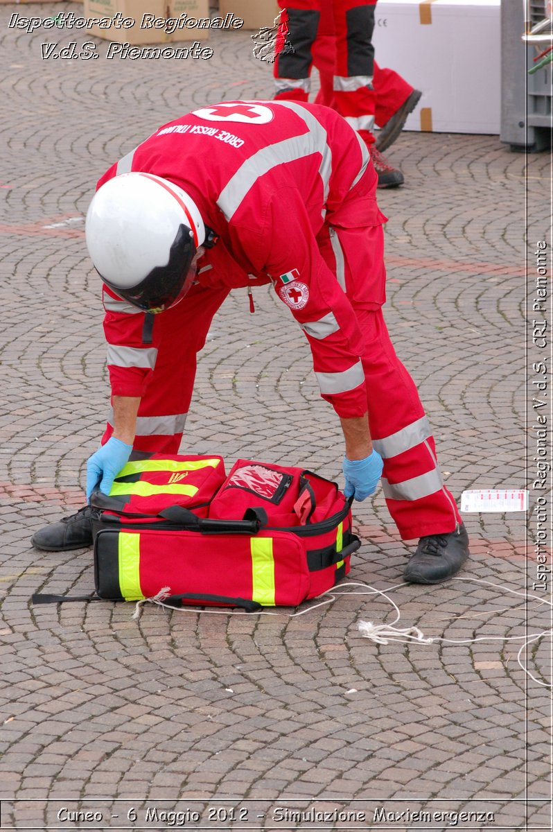 Cuneo - 6 Maggio 2012 - Simulazione Maxiemergenza- Croce Rossa Italiana - Ispettorato Regionale Volontari del Soccorso Piemonte